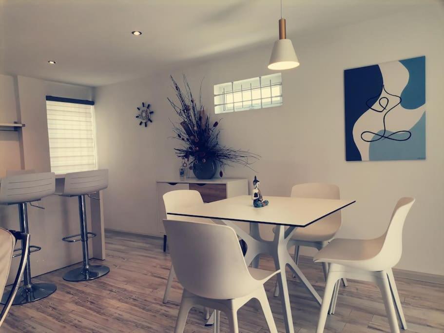 Lovely Two Bedrooms Apartment. Flic en Flac ภายนอก รูปภาพ